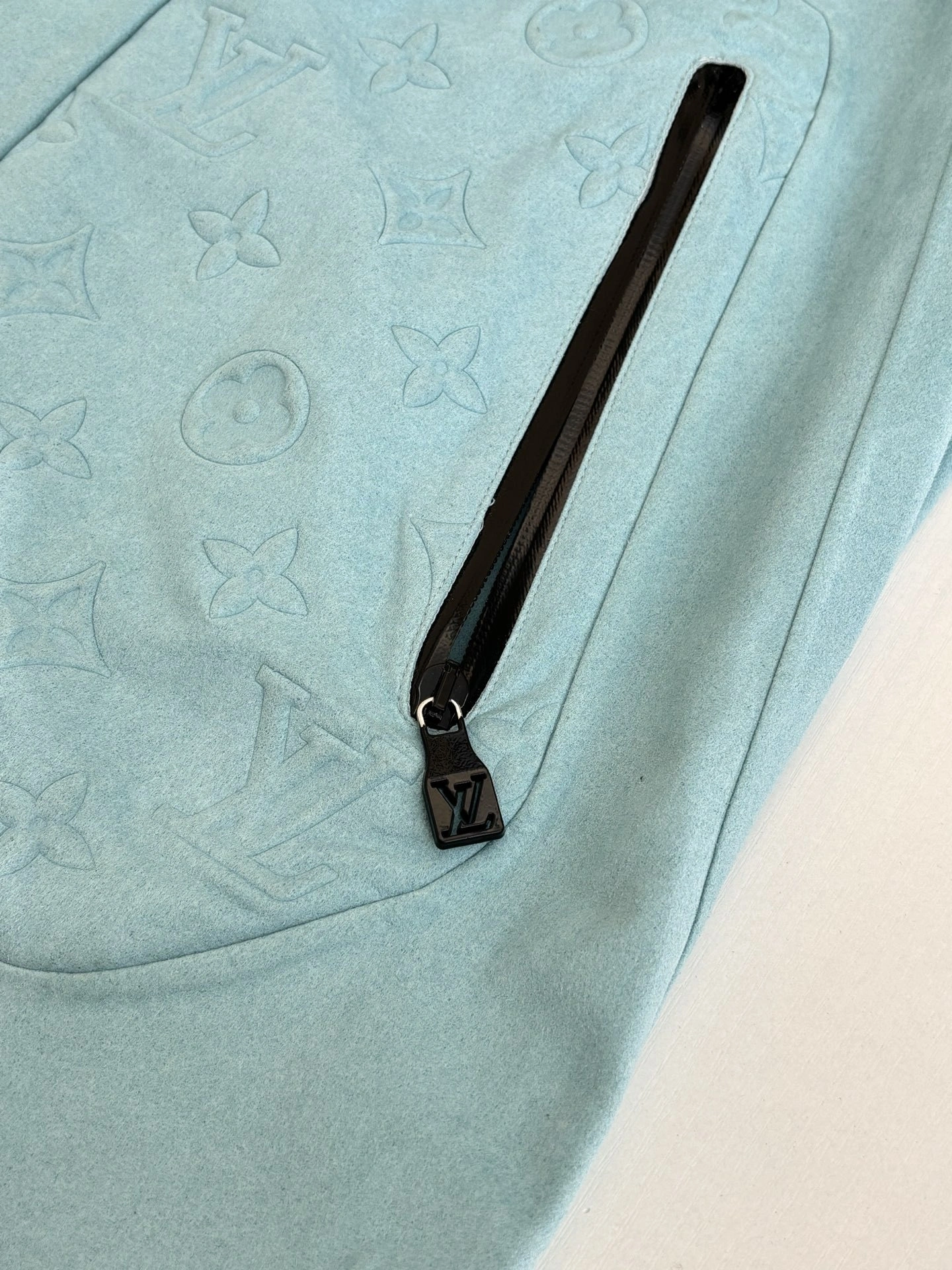 wg.luxury-- 8V item:E-F363I2344H